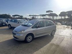 Grigio Usata 2004 Citroën Xsara Picasso Monovolume | 500 € (Buon prezzo)