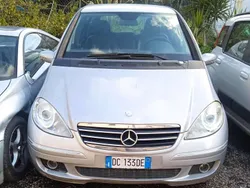 Grigio Usata 2006 Mercedes A200 Avantgarde Monovolume | 2300 € (Buon prezzo)