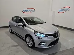 Grigio chiaro Usata 2022 Renault Clio V Zen | 14.900 € (Buon prezzo)