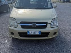 Oro Usata 2005 Opel Agila Club Monovolume | 1500 € (Buon prezzo)