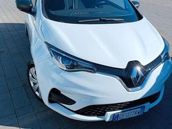 Bianco Usata 2021 Renault Zoe Life Due volumi | 9500 € (Ottimo prezzo)