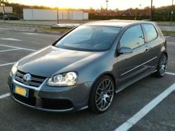 Grigio Usata 2007 VW Golf V R Tre volumi | 27.500 € (Molto cara)