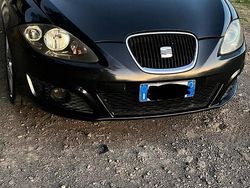 Nero Usata 2011 Seat Leon Tre volumi | 5000 € (Buon prezzo)