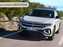 Argento Nuova 2024 VW T-Roc R-line Plus SUV | 32.600 € (Cara)