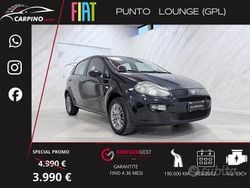 Blu Usata 2012 Fiat Punto Lounge Tre volumi | 3990 € (Buon prezzo)