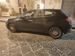 Nero Usata 2010 Alfa Romeo Giulietta Due volumi | 4700 € (Ottimo prezzo)
