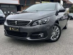 Grigio Usata 2021 Peugeot 308 Allure Tre volumi | 13.500 € (Buon prezzo)