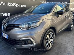 Grigio Usata 2018 Renault Captur SUV | 10.990 € (Buon prezzo)