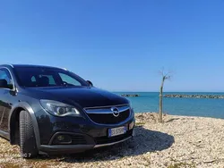 Usata 2013 Opel Insignia Country Tourer Station wagon | 9500 € (Buon prezzo)