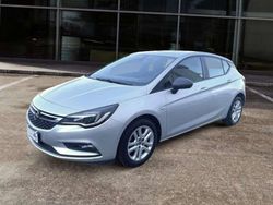 Argento Usata 2016 Opel Astra Business Tre volumi | 6950 € (Buon prezzo)