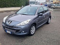 Usata 2009 Peugeot 206 Tre volumi | 2900 € (Buon prezzo)