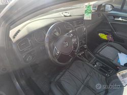 Grigio Usata 2016 VW Golf VII Highline Tre volumi | 11.500 € (Buon prezzo)