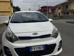 Usata 2015 Kia Rio City Tre volumi | 6000 € (Buon prezzo)