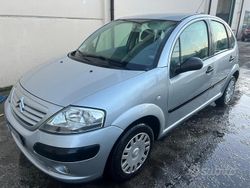 Grigio Usata 2003 Citroën C3 Elegance Tre volumi | 1500 € (Buon prezzo)