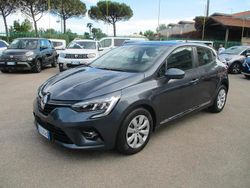 Grigio Usata 2021 Renault Clio V Play Tre volumi | 9900 € (Buon prezzo)