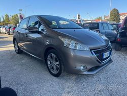 Grigio Usata 2013 Peugeot 208 Allure Due volumi | 5699 € (Buon prezzo)