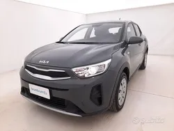 Grigio Usata 2022 Kia Stonic Urban SUV | 10.190 € (Ottimo prezzo)