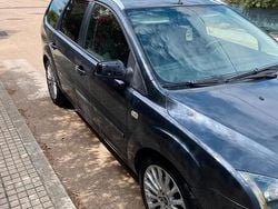 Grigio Usata 2006 Ford Focus Station wagon | 3000 €