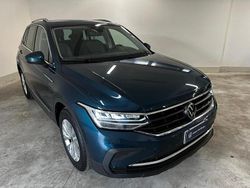 Blu/azzurro Usata 2023 VW Tiguan Life SUV | 32.100 € (Buon prezzo)