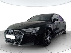 Nero mythos metallizzato Nuova 2025 Audi RS3 Sportback Comfort Due volumi | 76.000 € (Molto cara)