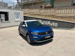 Blu Usata 2018 VW T-Roc Style SUV | 17.450 € (Buon prezzo)