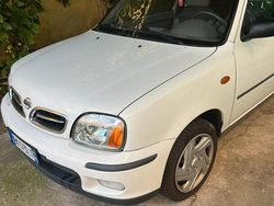 Bianco Usata 2000 Nissan Micra Due volumi | 2500 € (Buon prezzo)