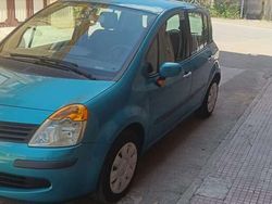 Verde Usata 2005 Renault Modus Privilege Monovolume | 3000 € (Buon prezzo)