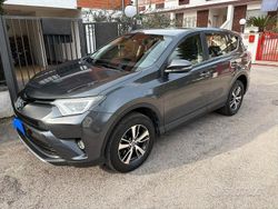 Grigio Usata 2016 Toyota RAV4 Active Station wagon | 14.000 € (Buon prezzo)