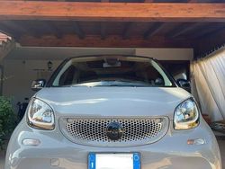 Begagnad 2018 Smart ForTwo Coupé Superpassion Halvkombi | 12.500 € (Marknadspris)