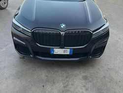 Blu Usata 2022 BMW 740L Comfort Edition Tre volumi | 56.000 €