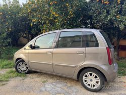 Marrone Usata 2007 Fiat Idea Emotion Monovolume | 2700 € (Buon prezzo)