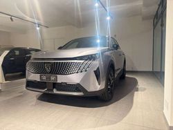 Grigio titanium Usata 2024 Peugeot 3008 GTi SUV | 33.900 € (Cara)