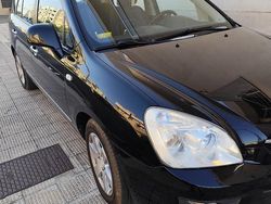 Usata 2009 Kia Carens EX Monovolume | 4000 € (Cara)