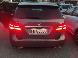 Usata 2016 Mercedes B200 Monovolume | 15.000 € (Buon prezzo)