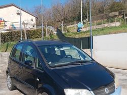 Nero Usata 2005 Fiat Idea Dynamic Monovolume | 1300 € (Buon prezzo)