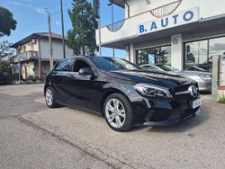 Nero Usata 2016 Mercedes A180 Tre volumi | 12.500 € (Buon prezzo)