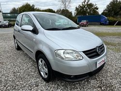Grigio Usata 2009 VW Fox Due volumi | 5900 € (Molto cara)