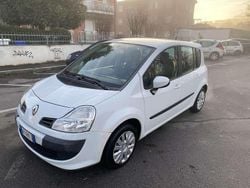 Bianco Usata 2012 Renault Modus Monovolume | 4200 € (Buon prezzo)