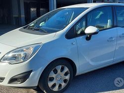 Bianco Usata 2011 Opel Meriva Cosmo Monovolume | 4500 € (Ottimo prezzo)