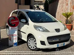 Bianco Usata 2010 Peugeot 107 Due volumi | 3750 € (Buon prezzo)