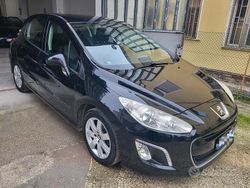 Nero Usata 2013 Peugeot 308 Active Tre volumi | 4450 € (Super prezzo)