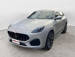 Argento Usata 2023 Maserati Grecale GT SUV | 58.000 € (Super prezzo)