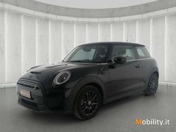 Nero Usata 2022 Mini Cooper SE Classic Due volumi | 16.300 € (Ottimo prezzo)