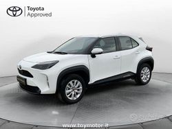 Giallo Usata 2022 Toyota Yaris Cross Active SUV | 22.600 € (Buon prezzo)
