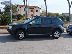 Nero Usata 2010 Dacia Duster Tre volumi | 3800 € (Buon prezzo)
