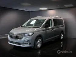 Grigio Usata 2023 Ford Tourneo Connect Titanium Monovolume | 27.700 € (Buon prezzo)