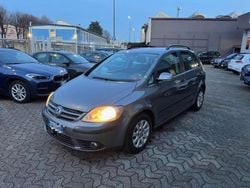 Argento Usata 2009 VW Golf Plus Cross Comfortline Monovolume | 3900 € (Buon prezzo)