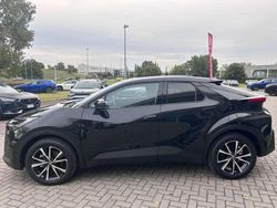 Nero Nuova 2025 Toyota C-HR Trend SUV | 36.300 € (Buon prezzo)