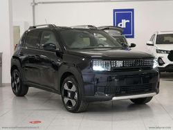 Nero Nuova 2025 Fiat Panda La Prima Due volumi | 21.900 €