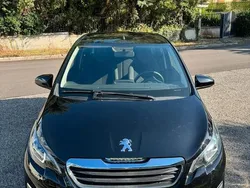 Nero Usata 2021 Peugeot 108 Allure Due volumi | 10.500 € (Ottimo prezzo)